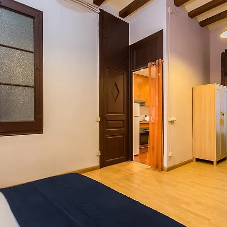 Apartment Charming With Balcony In Gracia Barcelona